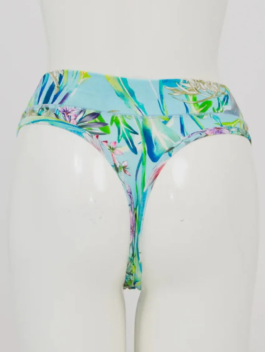 Blue Sky La Thong