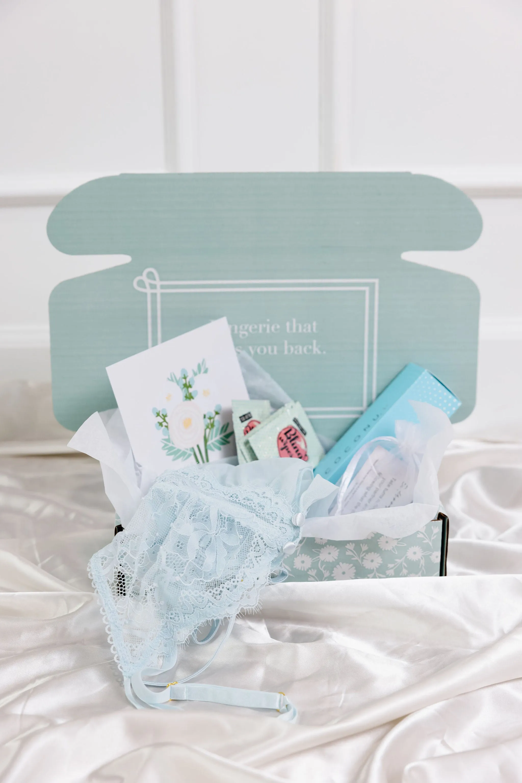 Bridal Bundle: Eyelash Lace Crotchless Teddy - Pearl