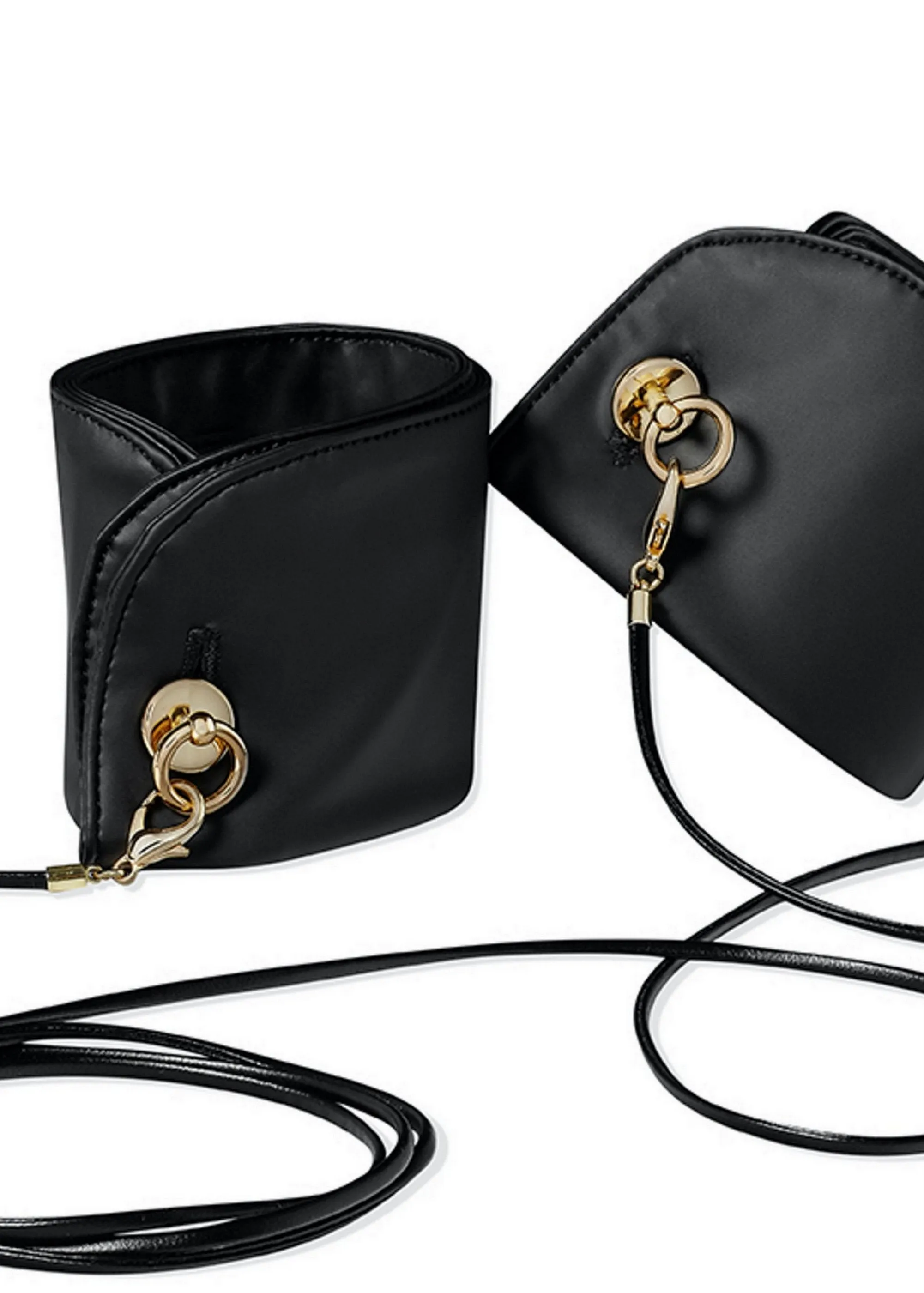 Chambre Noire Handcuffs