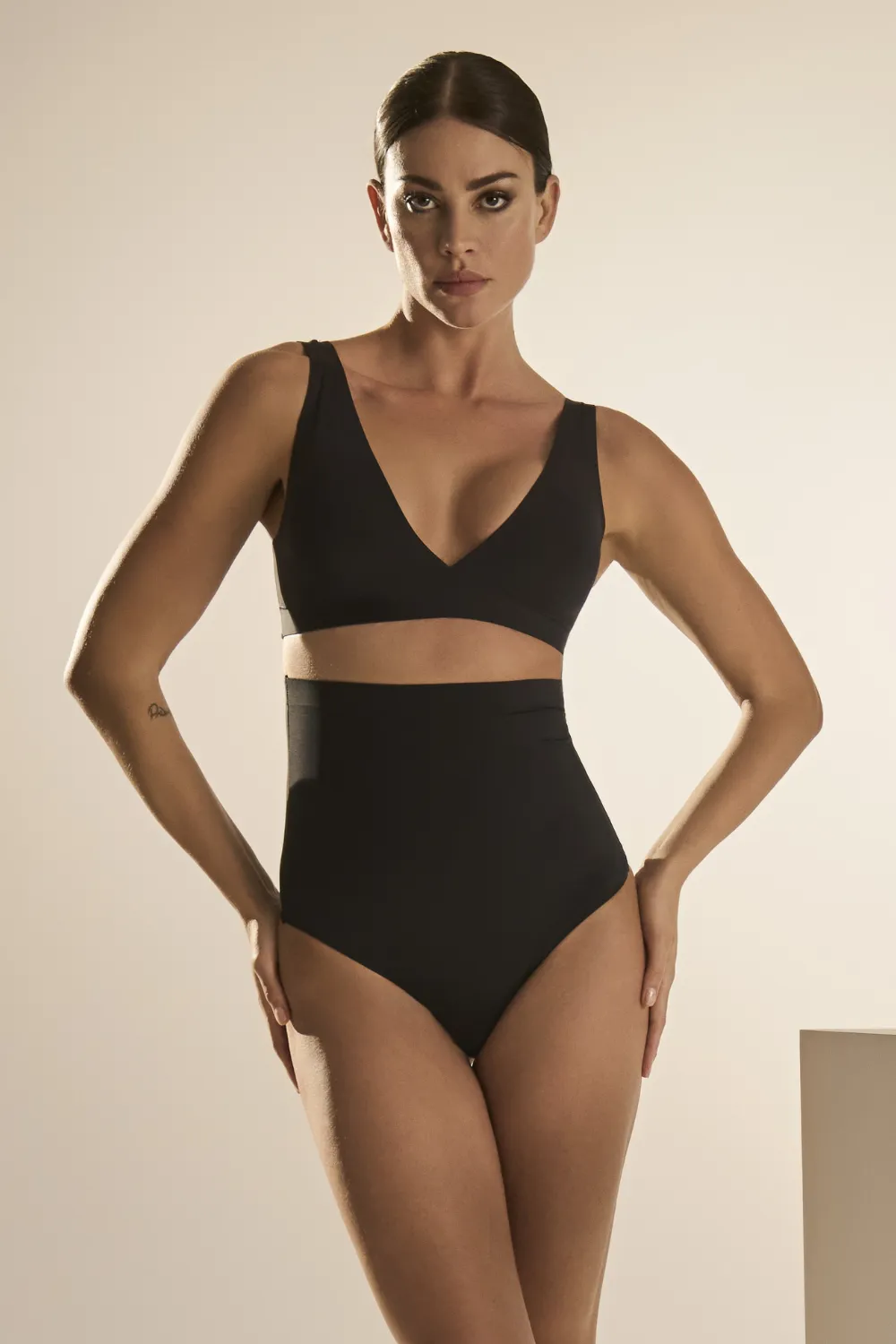 Deep Plunge Bra in Black