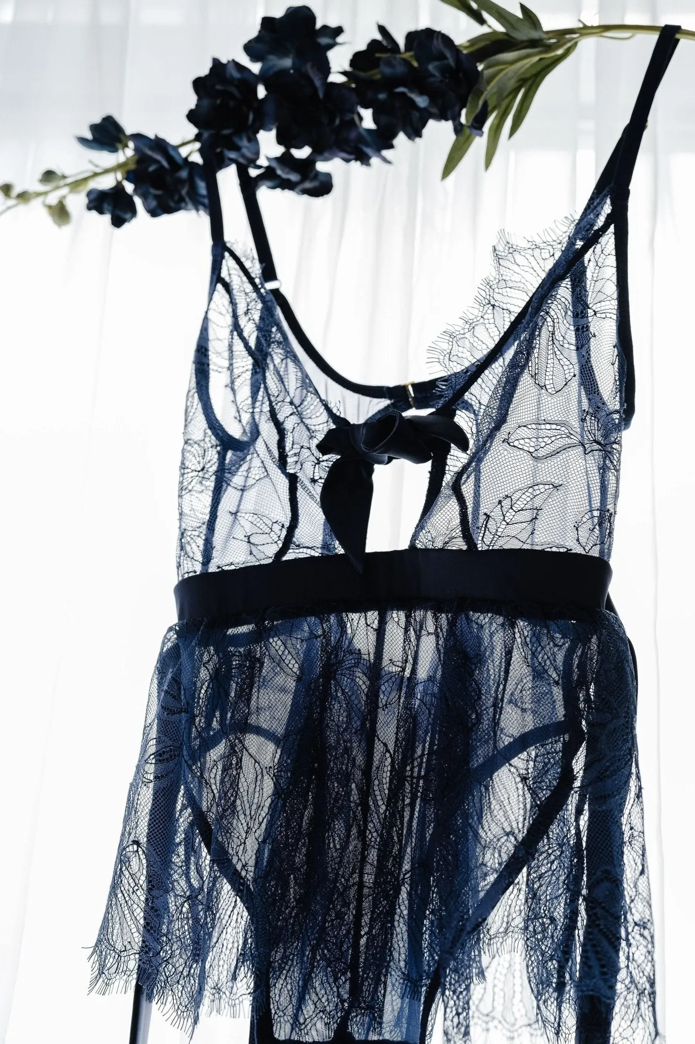 Eyelash Lace Crotchless Teddy - Navy