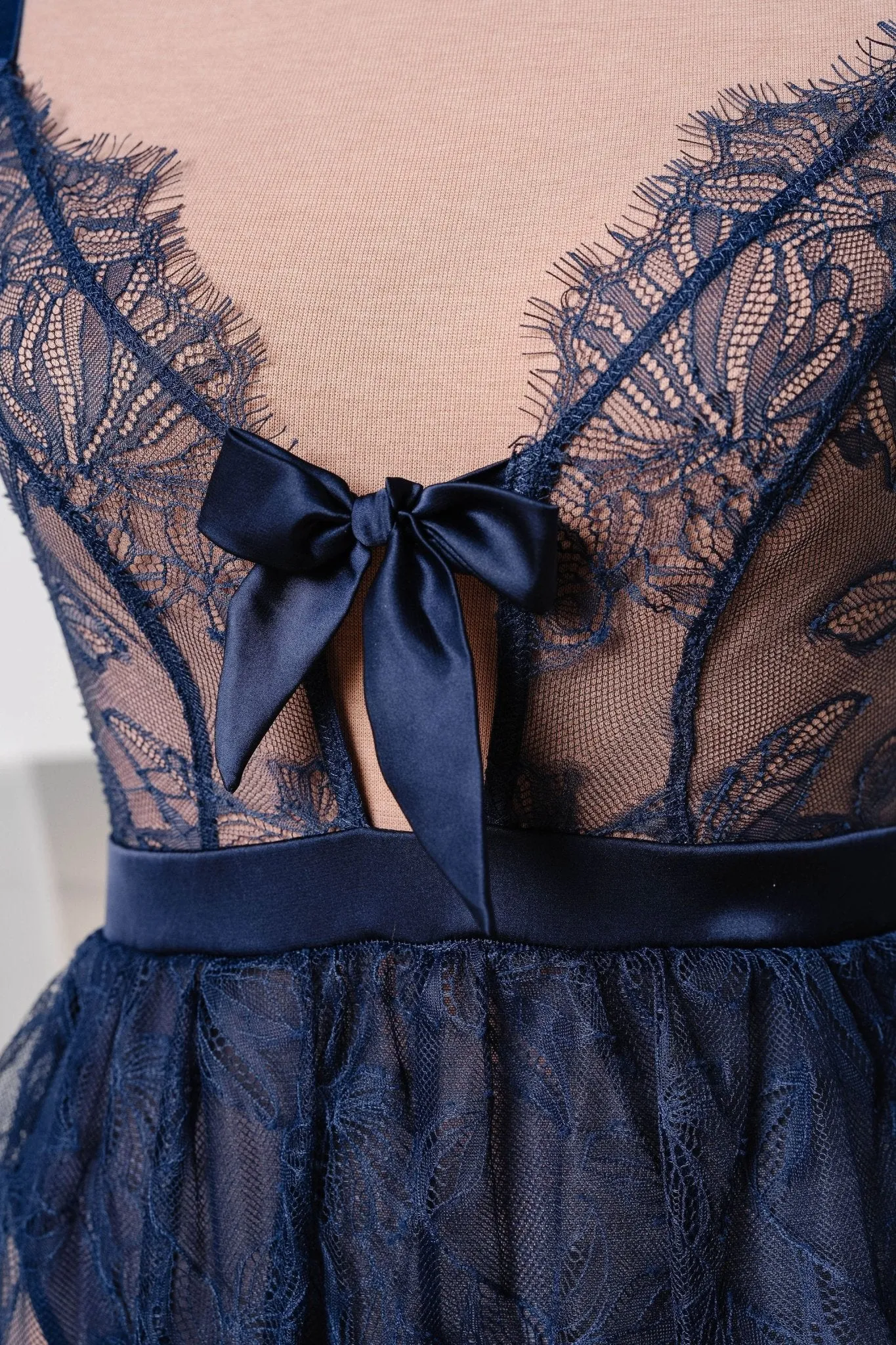 Eyelash Lace Crotchless Teddy - Navy