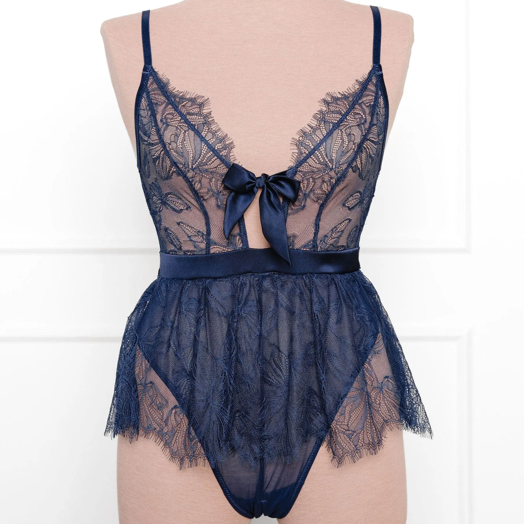 Eyelash Lace Crotchless Teddy - Navy