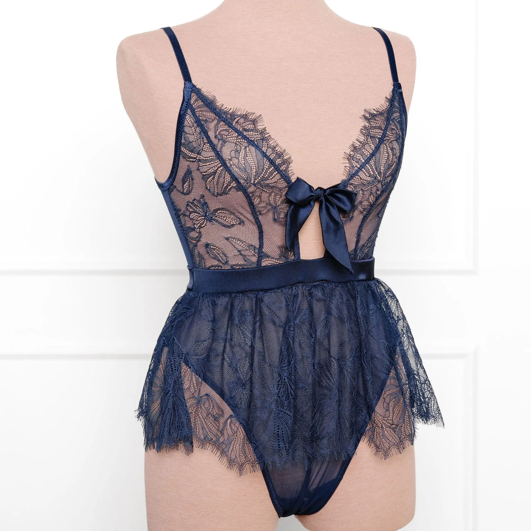 Eyelash Lace Crotchless Teddy - Navy