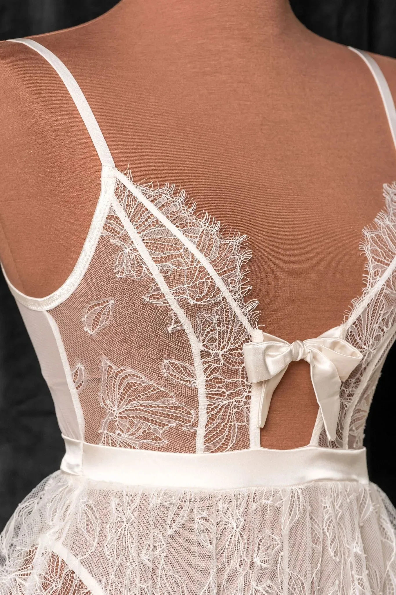 Eyelash Lace Crotchless Teddy - Pearl