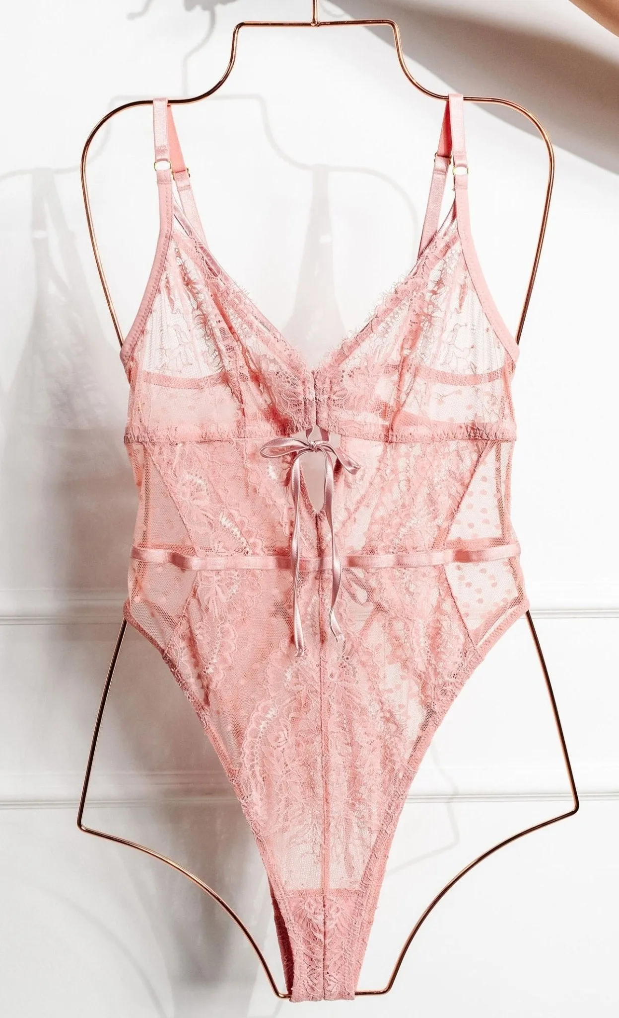 Lacy Crotchless Polka Dot Teddy - Blush