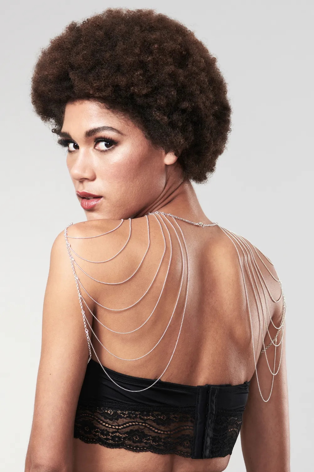 Magnifique Shoulders and Back Chain in Silver