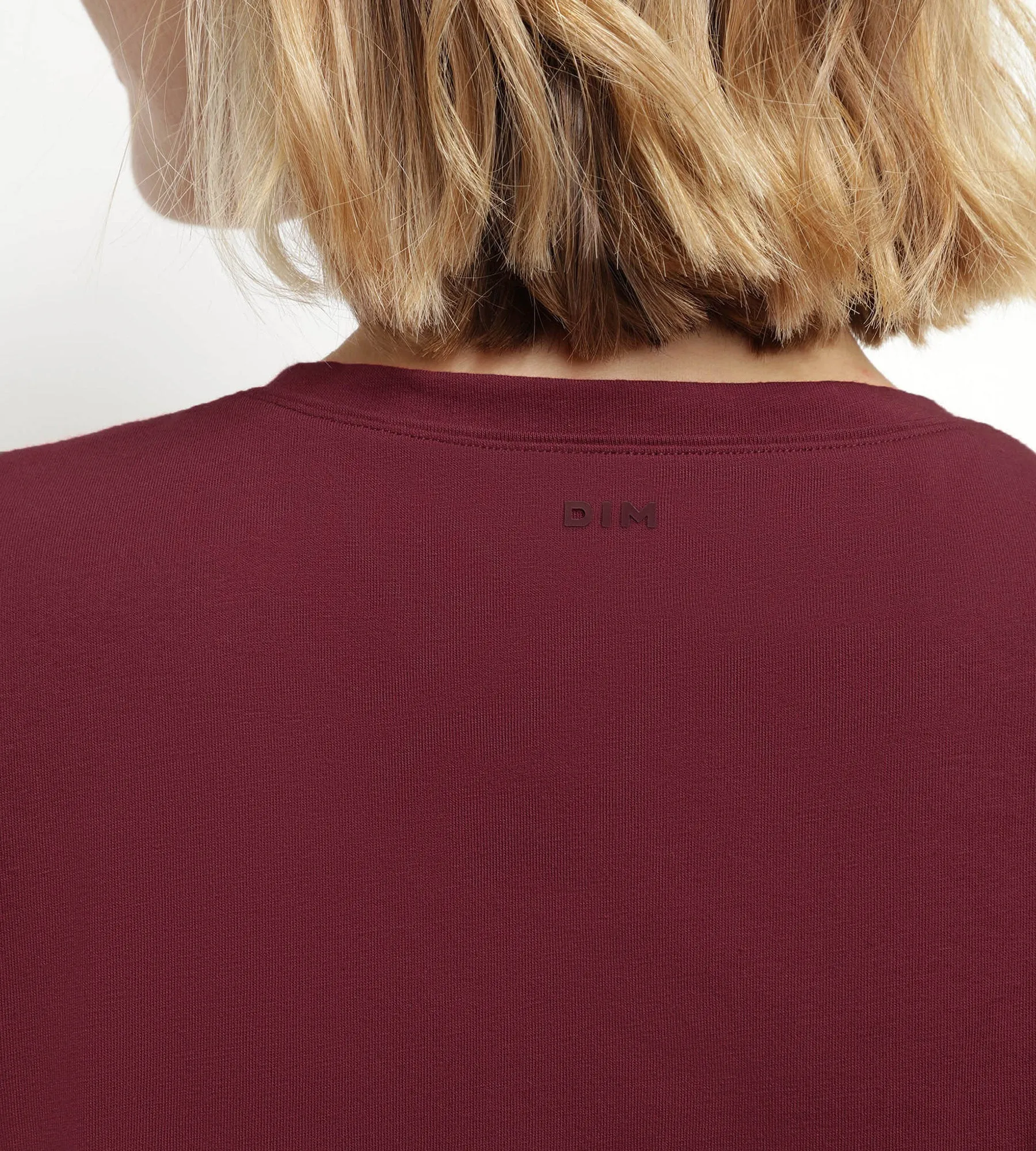 Thermoregulating women's sports T-shirt in Bordeaux jersey Dim Move