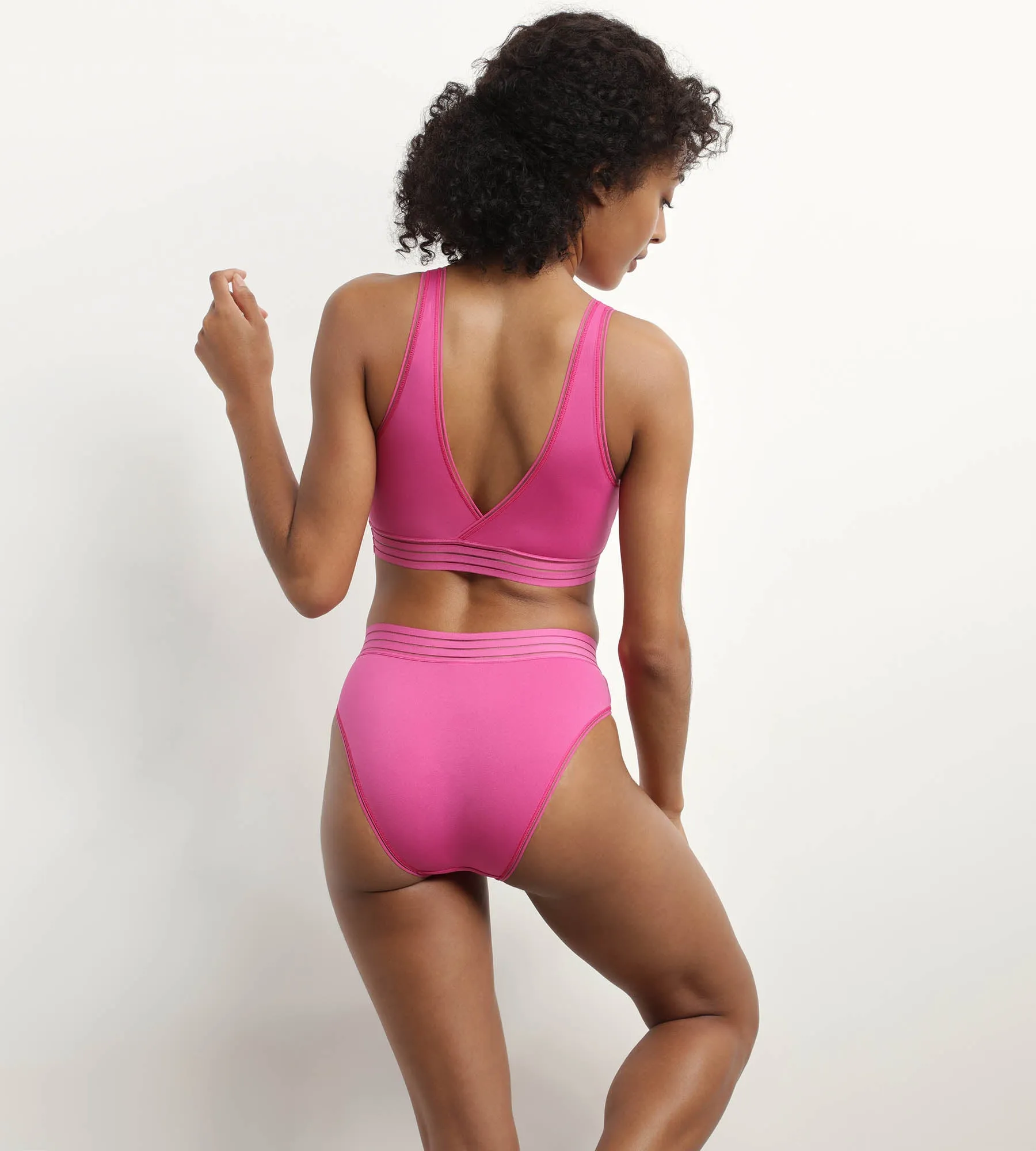 Wireless Microfibre Triangle Bra in Fuchsia Oh My Dim's