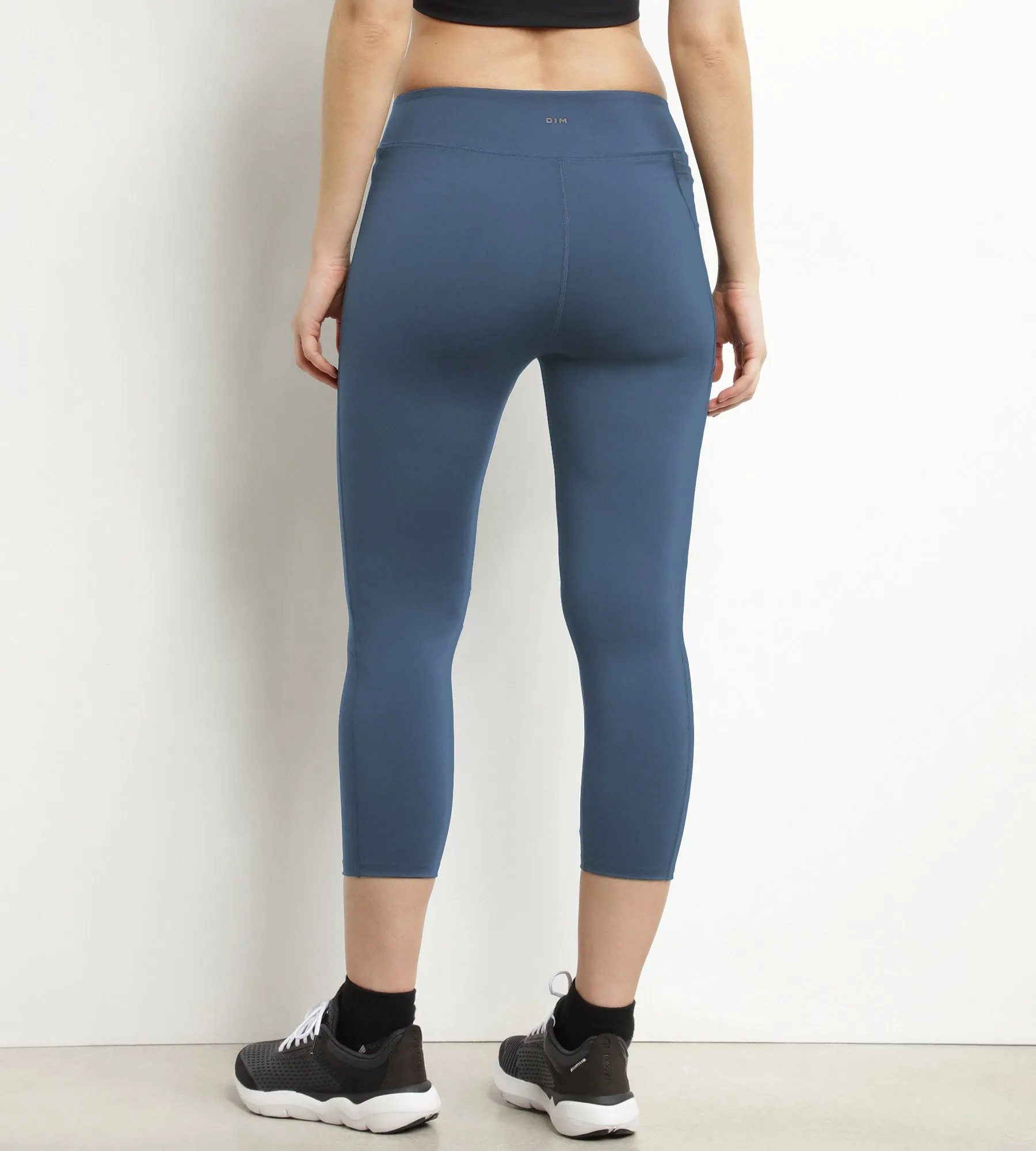 Women's short sports leggings in black microfibre Dim Move